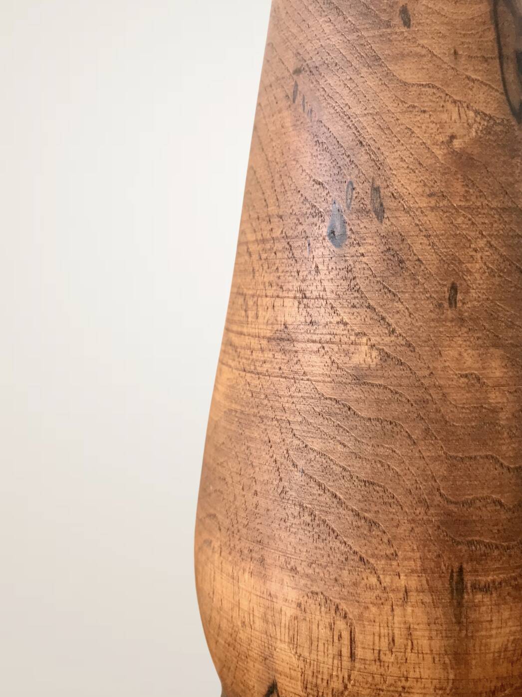 Lampe XL en bois avec abat-jour en lin