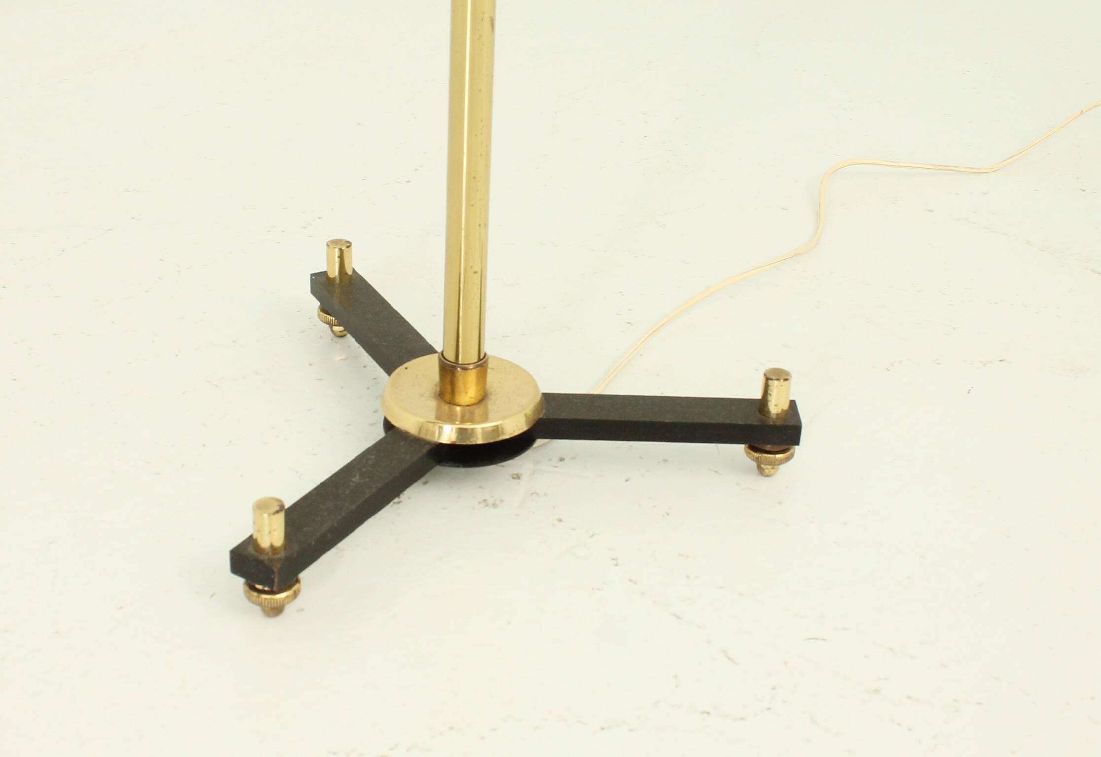 1960s brass floor lamp, Spain