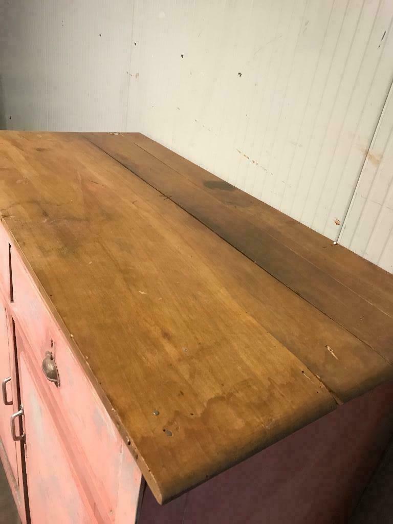Commode rose vintage