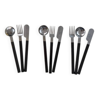 9 couverts années 70