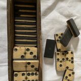 Dominoes