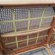 Banquette en rotin et cannage