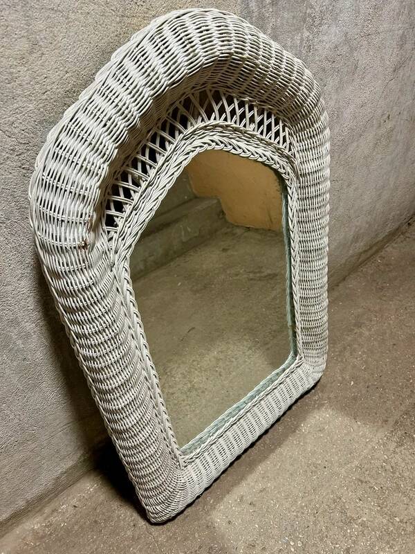 Miroir blanc rotin vintage