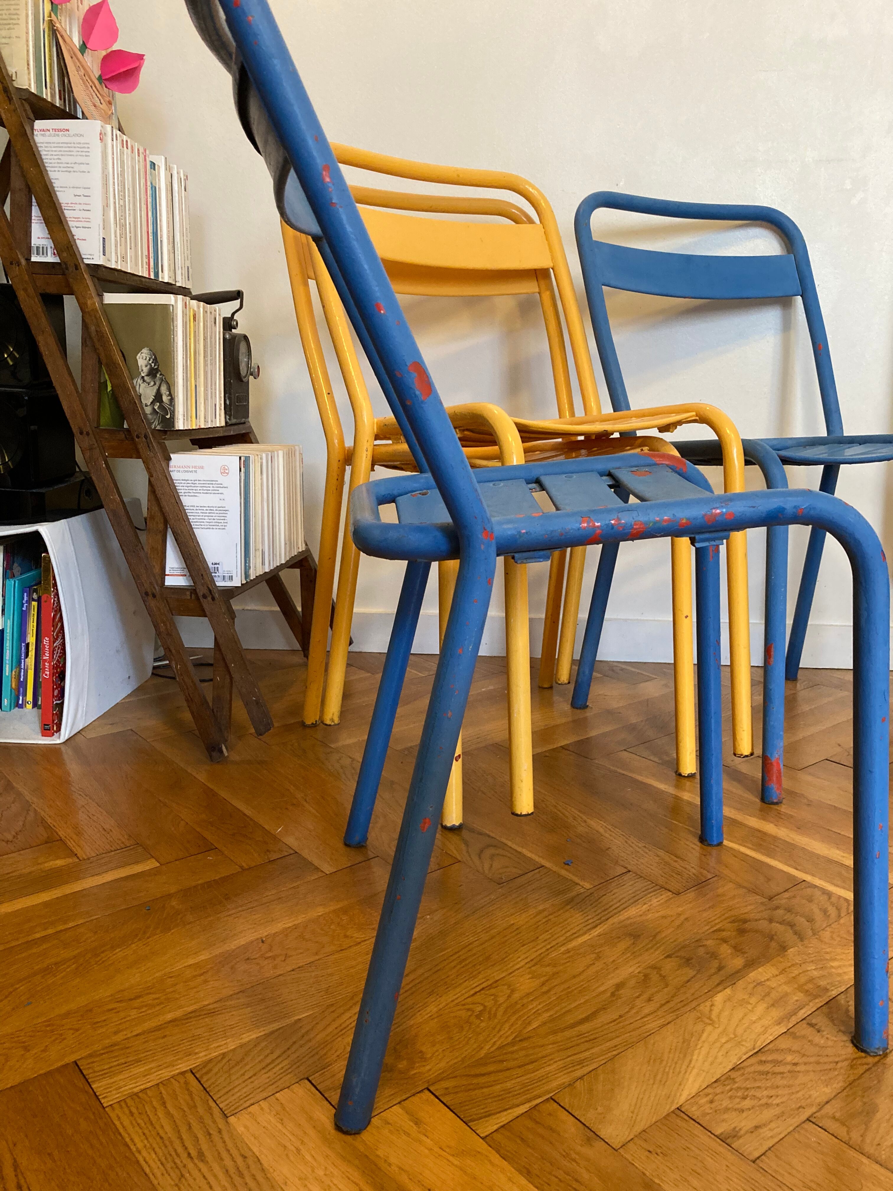 Set of 5 Tolix chairs