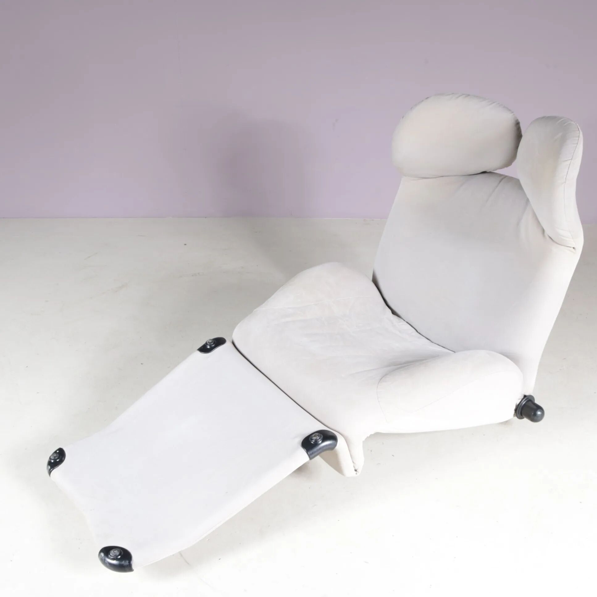 1980s “Wink” chair by Toshiyuki Kita for Cassina, Italy