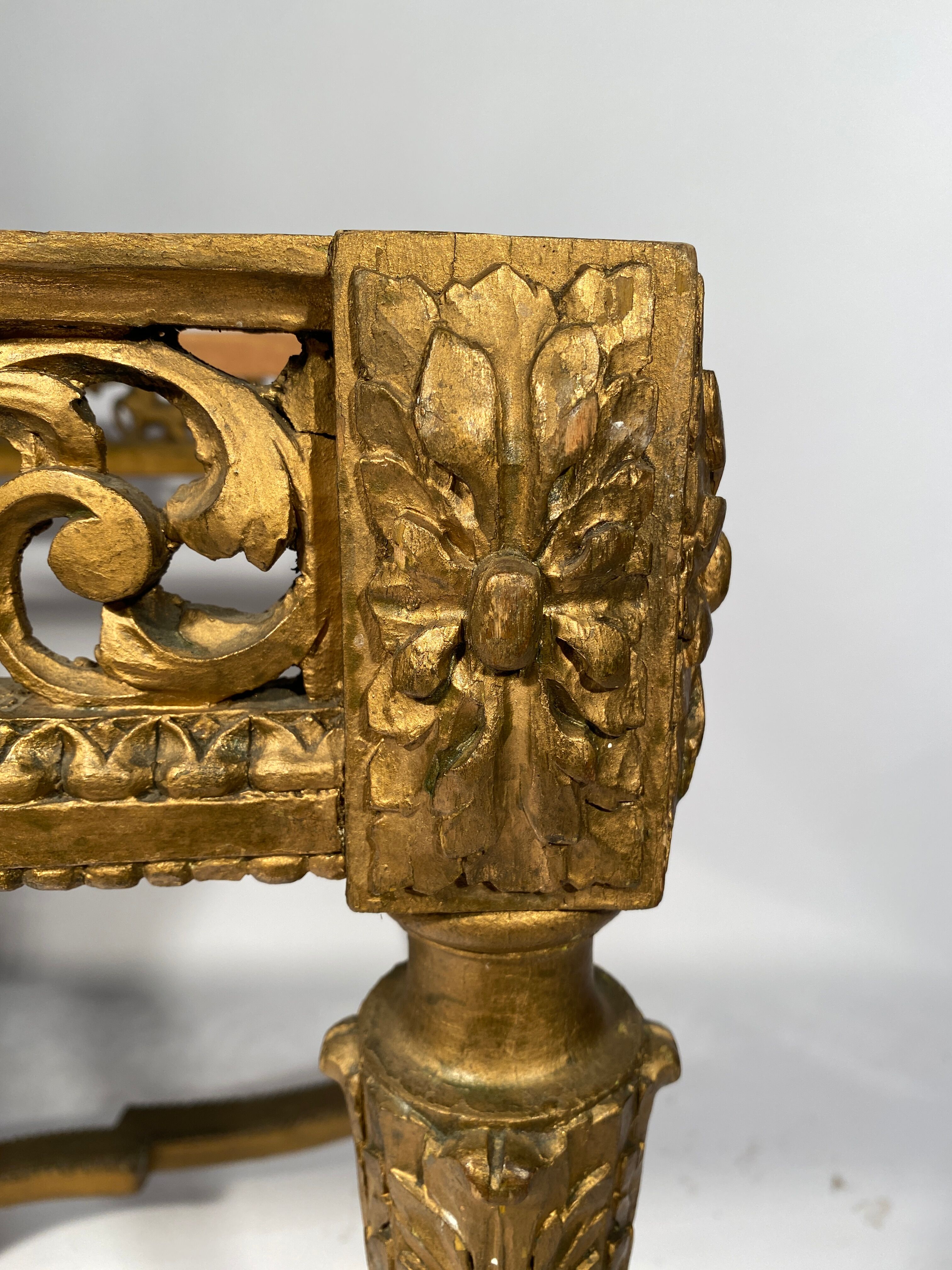 Middle wooden table with green-golden patina Louis XVI style, nineteenth century.