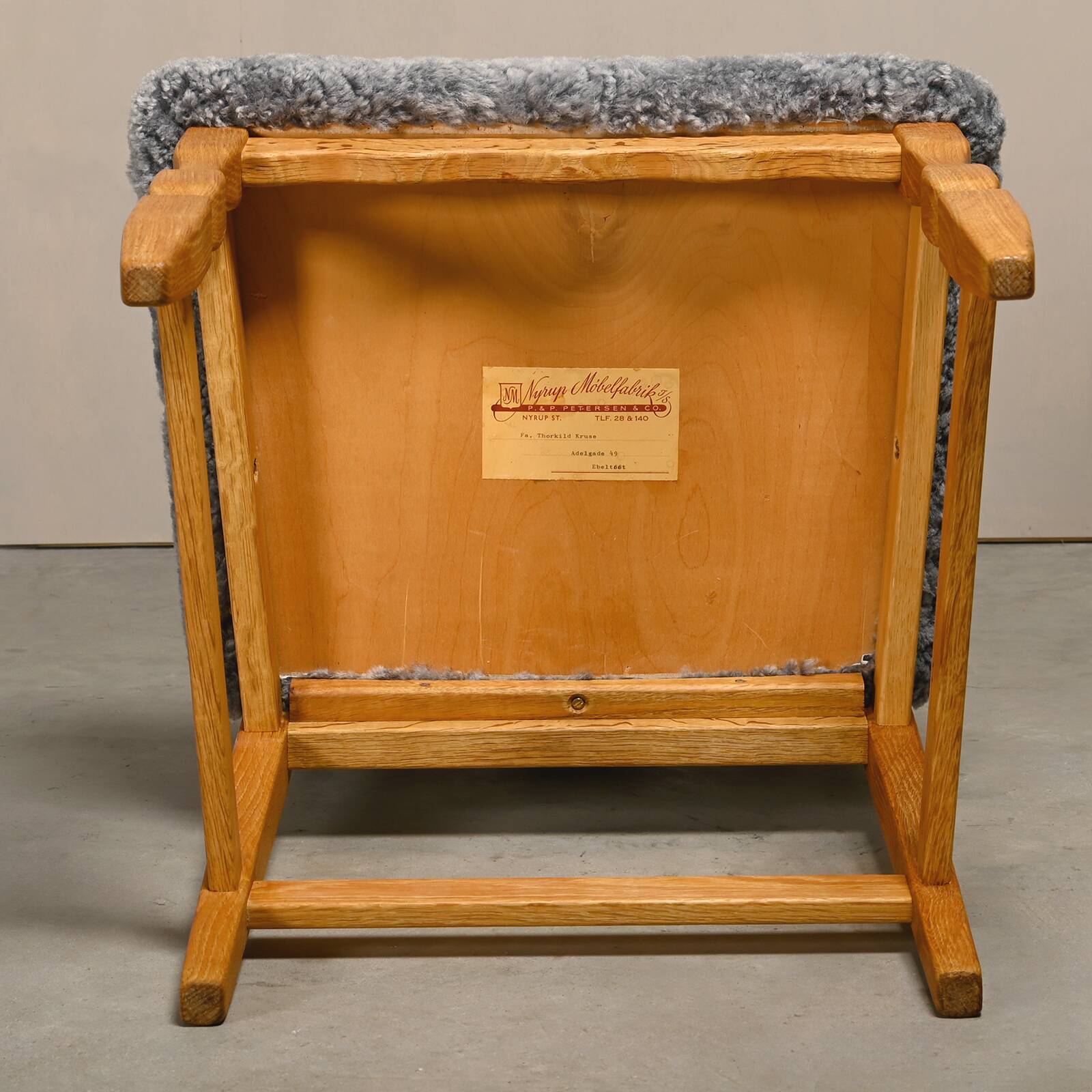 Ensemble de 6 chaises de salle à manger Razorblade en laine d'agneau et chêne de Henning Kjærnulf