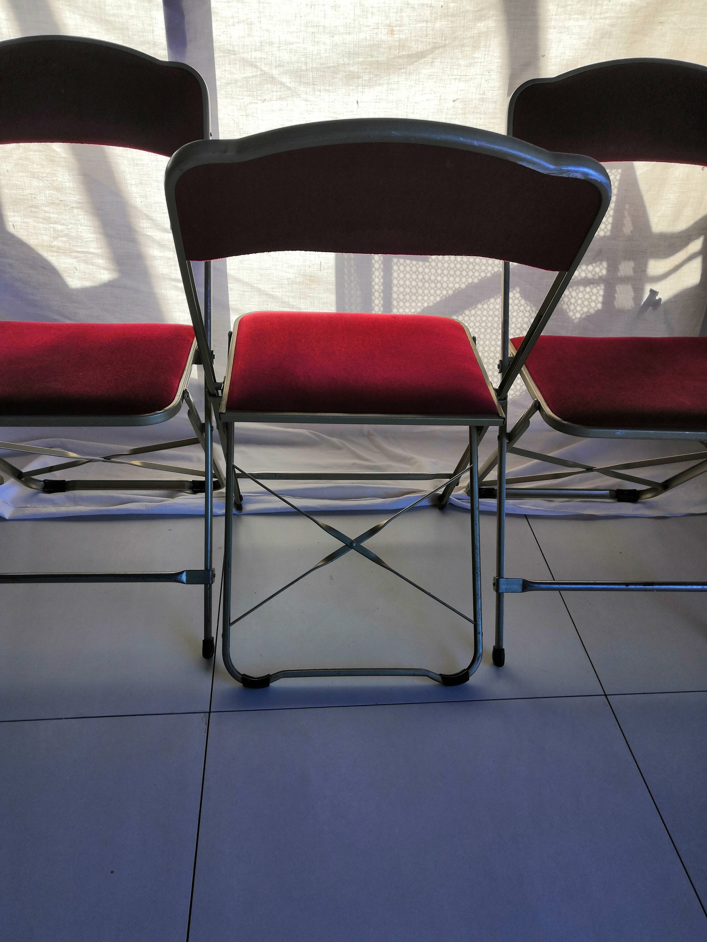 Suite of 4 folding chairs opera red velvet and vintage brass structure