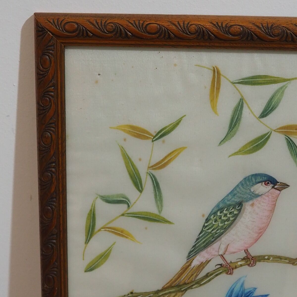 Painting decoration birds and foliage