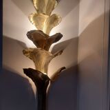 Wall lamp design in gilded metal, leaf décor