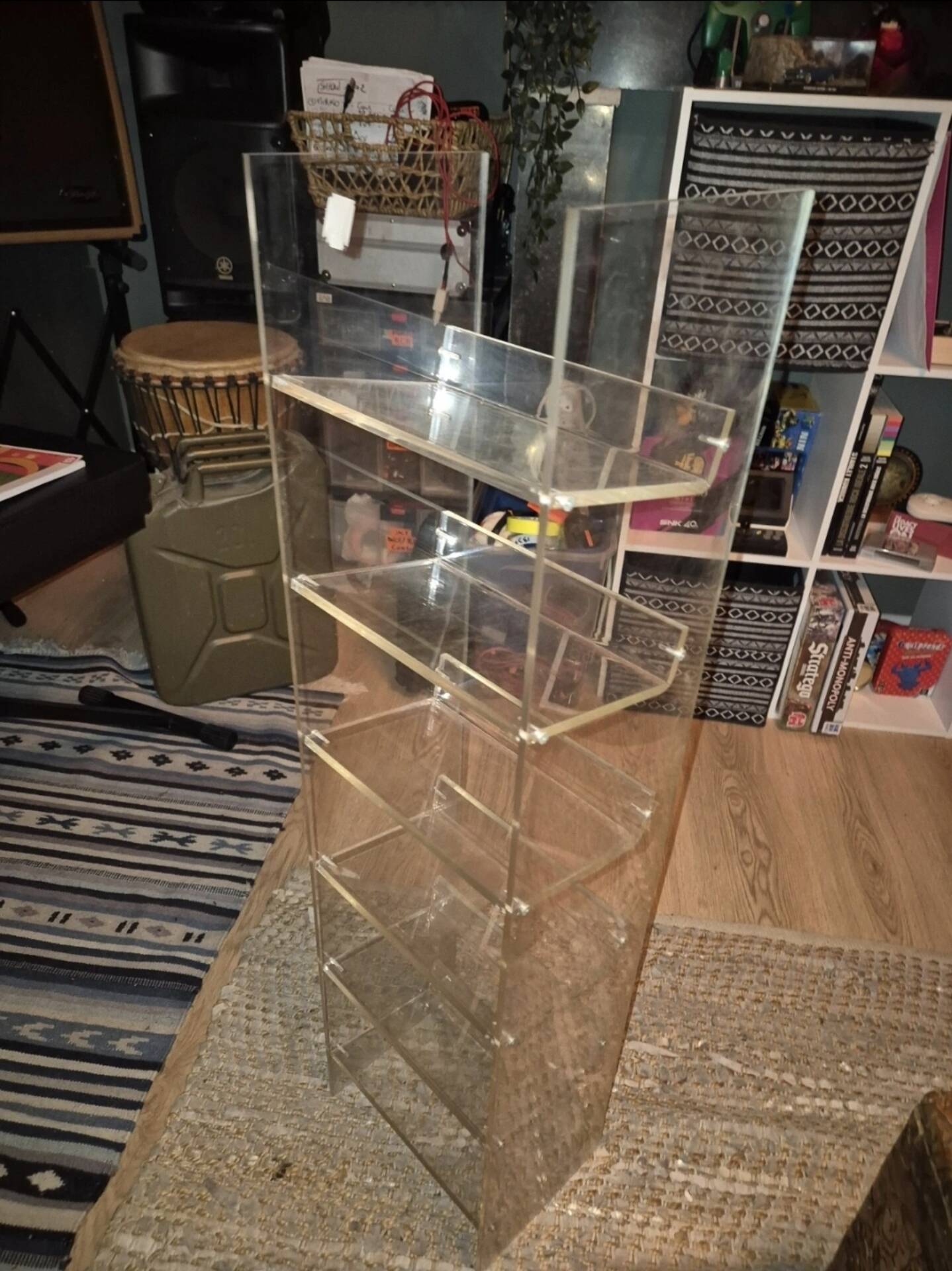Vintage CD furniture in plexiglass, 1980s David Lange style, disc range.