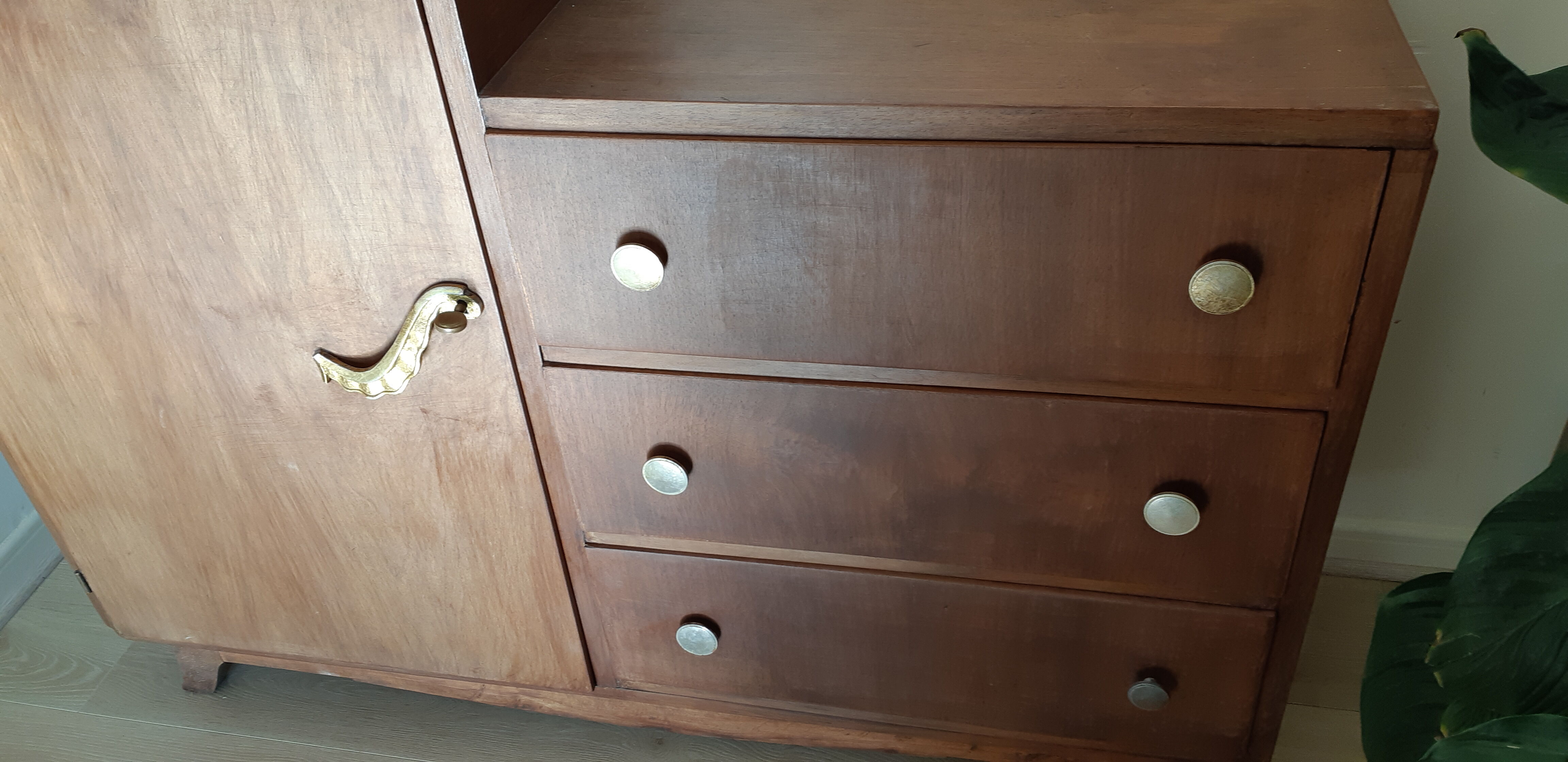 Vintage asymmetrical chest