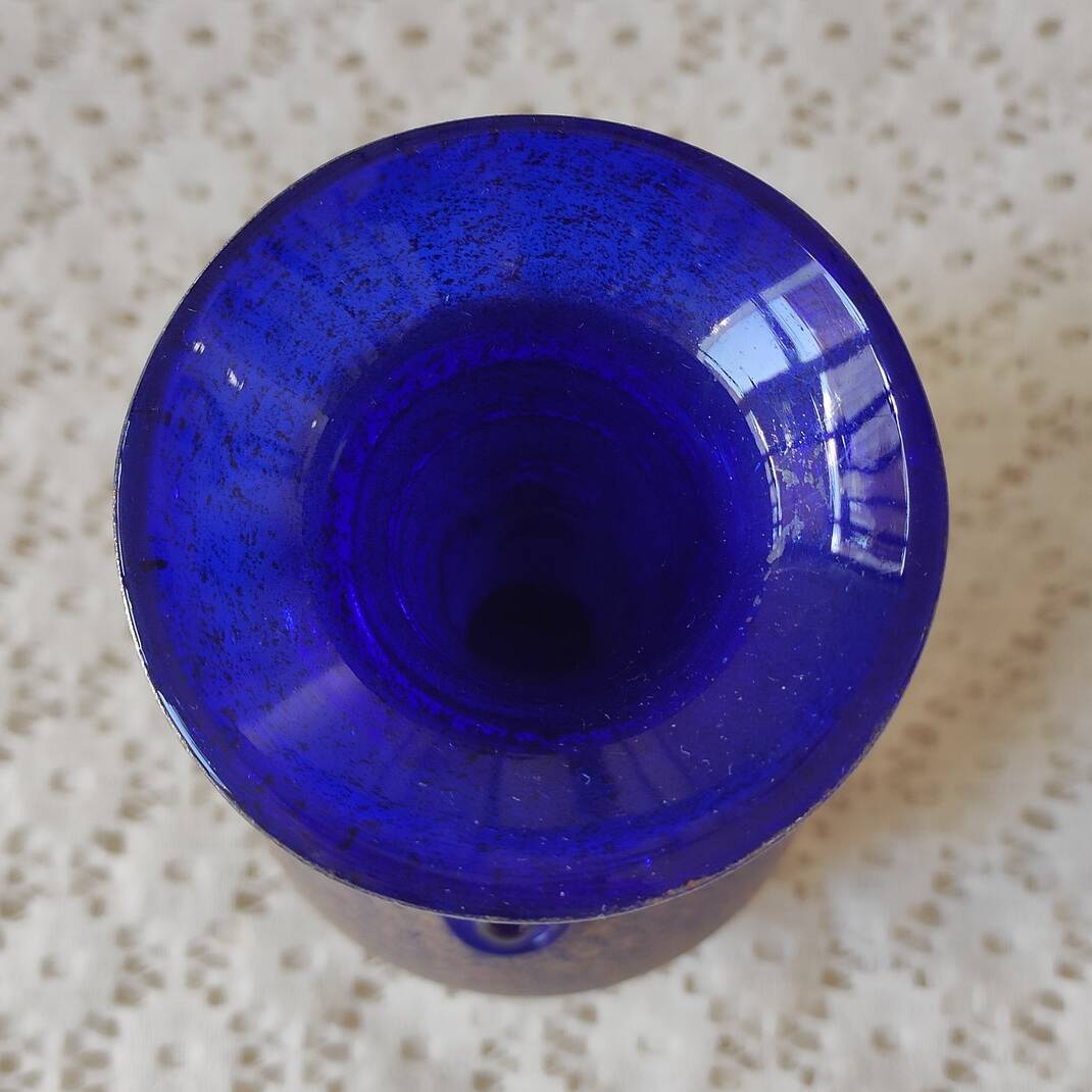 Small glass paste vase