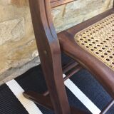 Folding chair canned