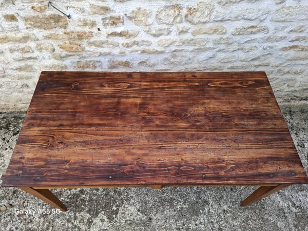 Table de ferme un tiroir