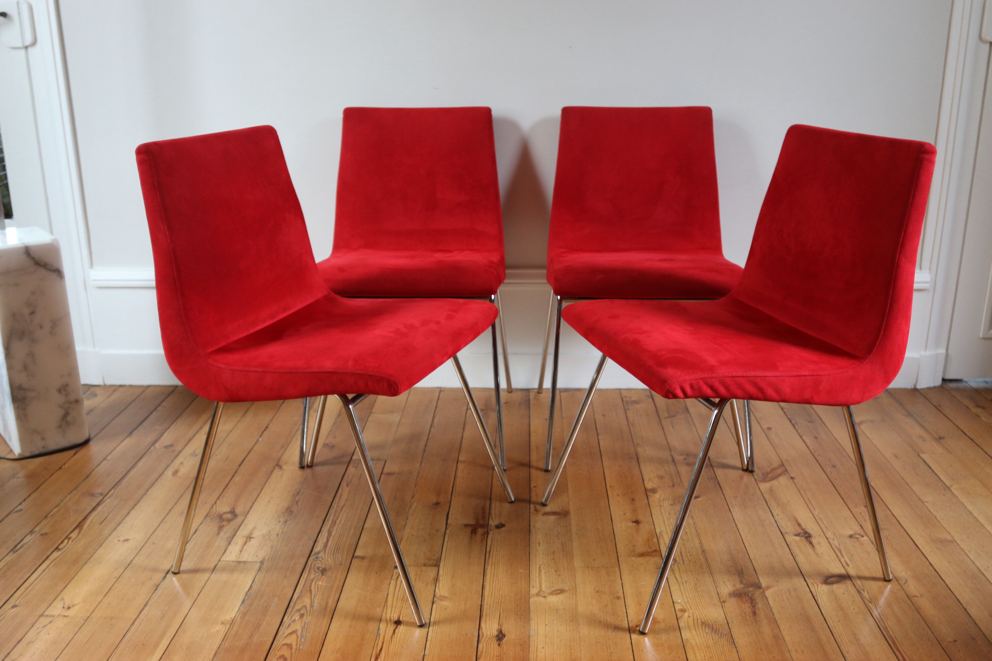 Série de chaises de Pierre Paulin pour Ligne Roset