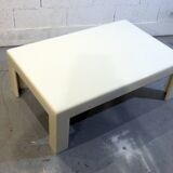 Table basse en bois laqué