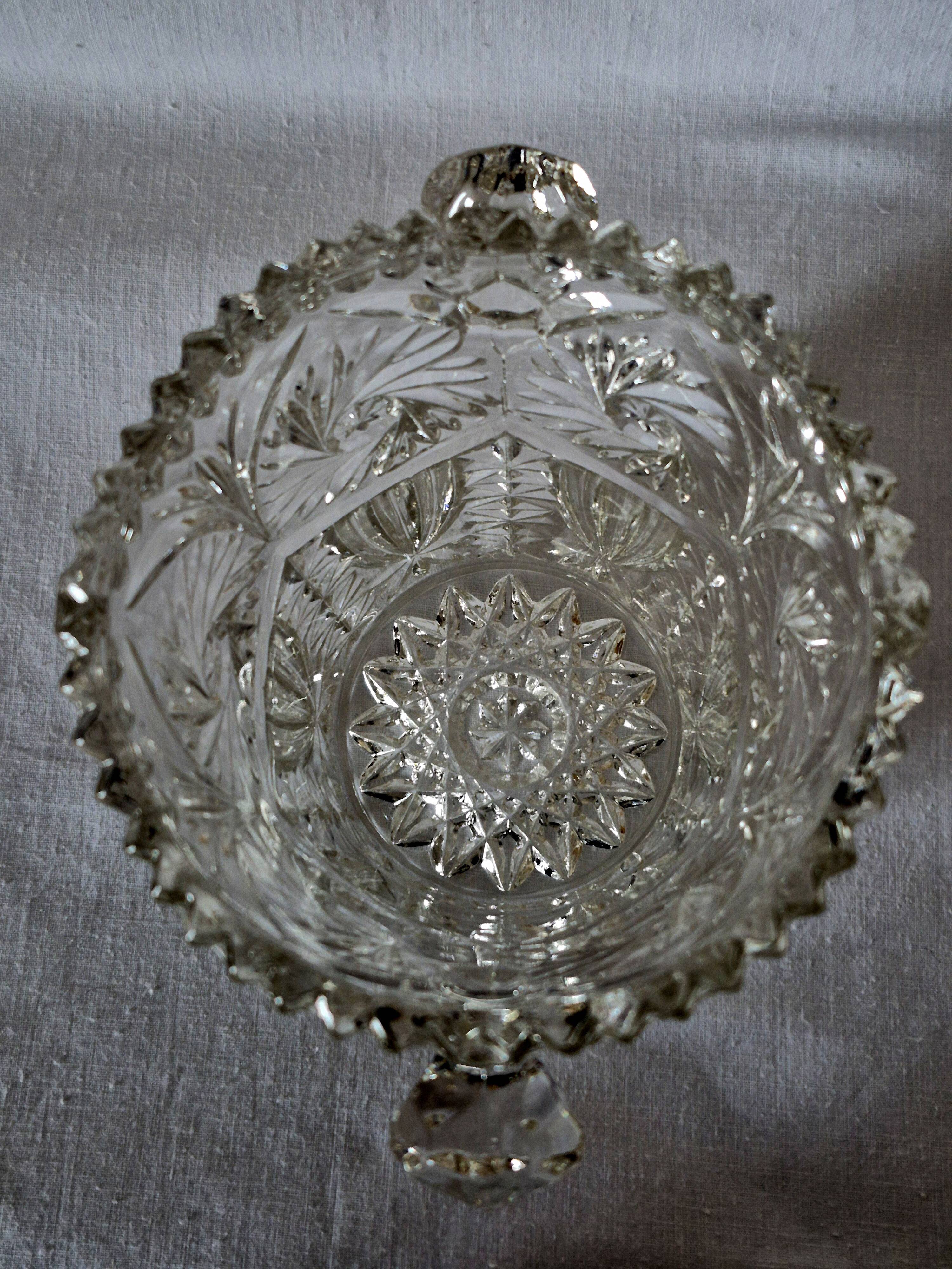 Seau à glace en verre moulé et taillé, A322