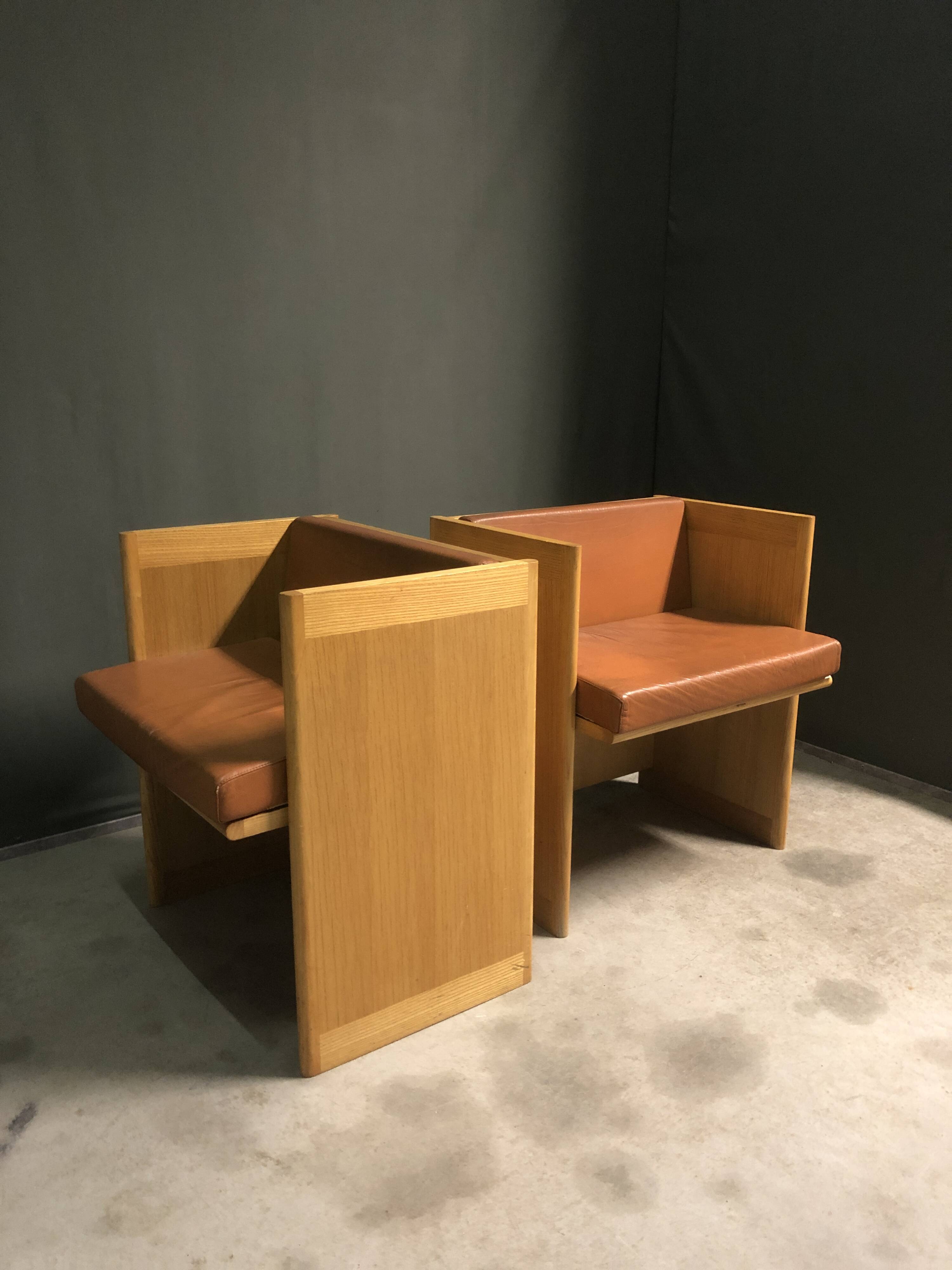 Pair of 1980's italian cubic armchairs