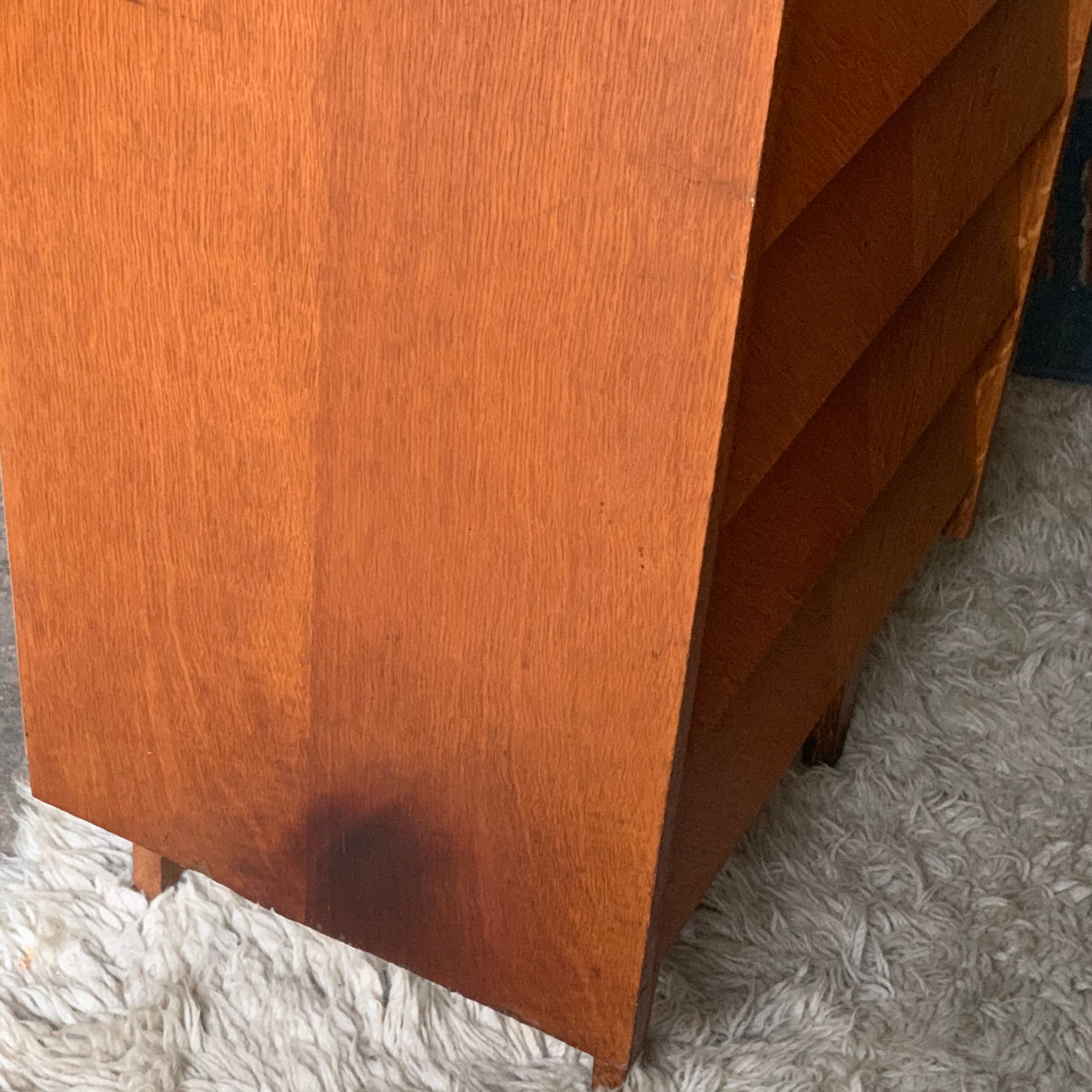 Chiffonnier vintage