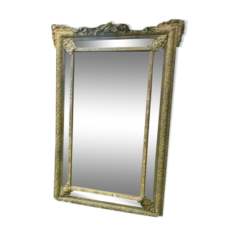 Beaded mirror