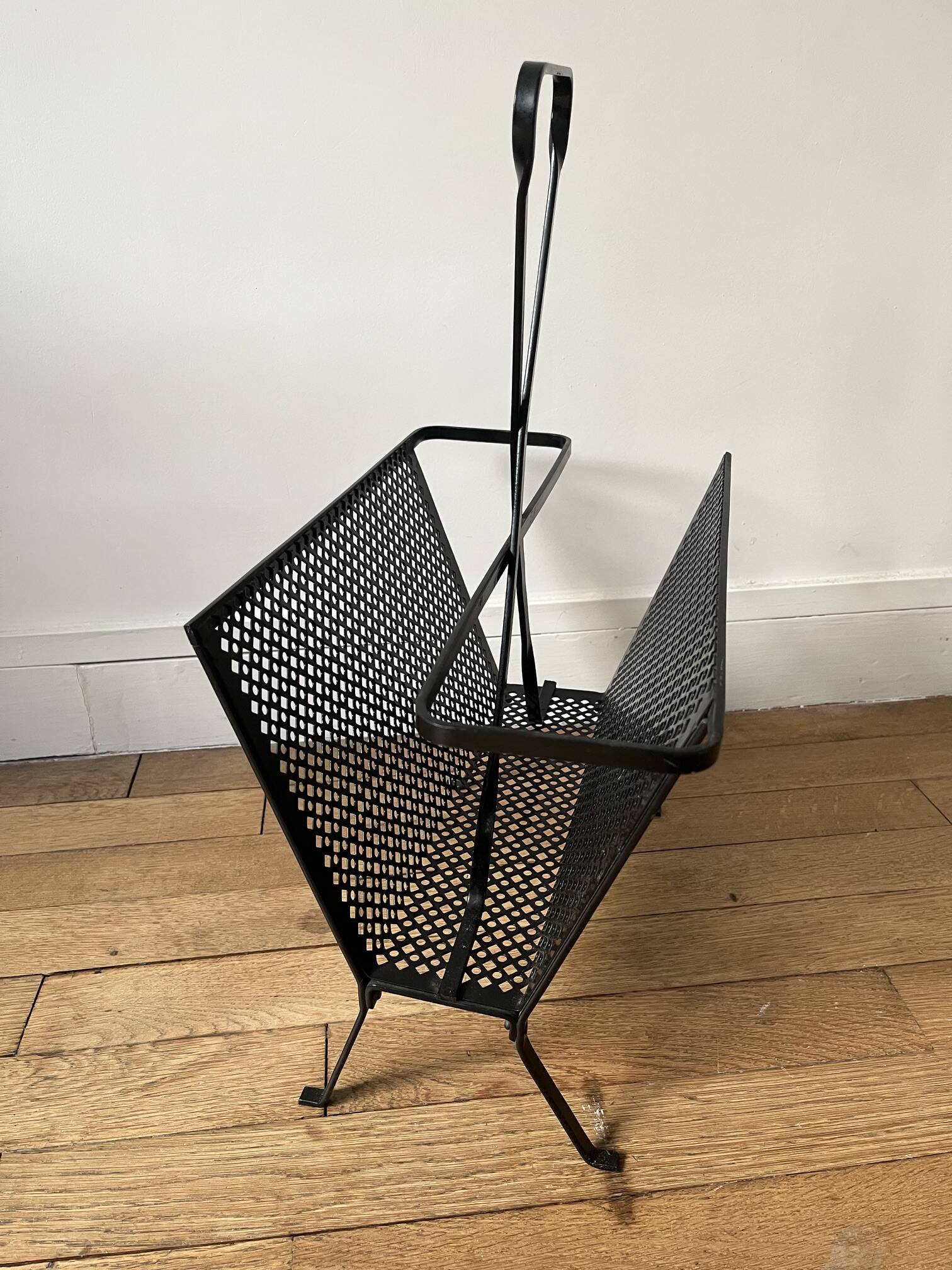 Magazines rack Matégot