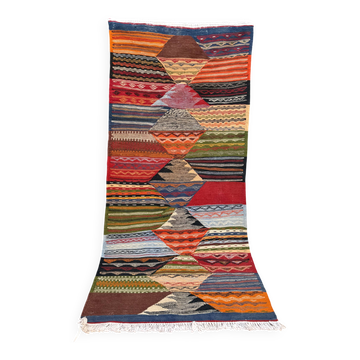 Kilim Picaso hallway rug: Moroccan rug made of handwoven wool.