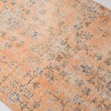 Tapis de couloir turc vintage à motif floral