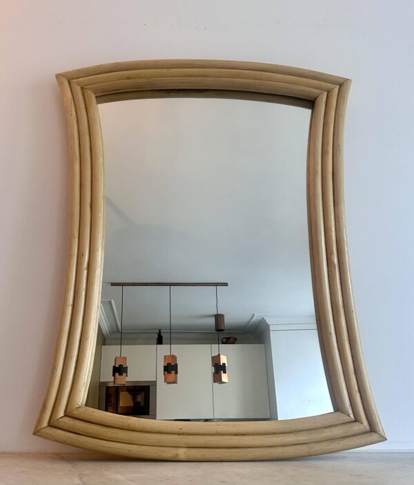 Miroir vintage évasé, rotin, France 1970