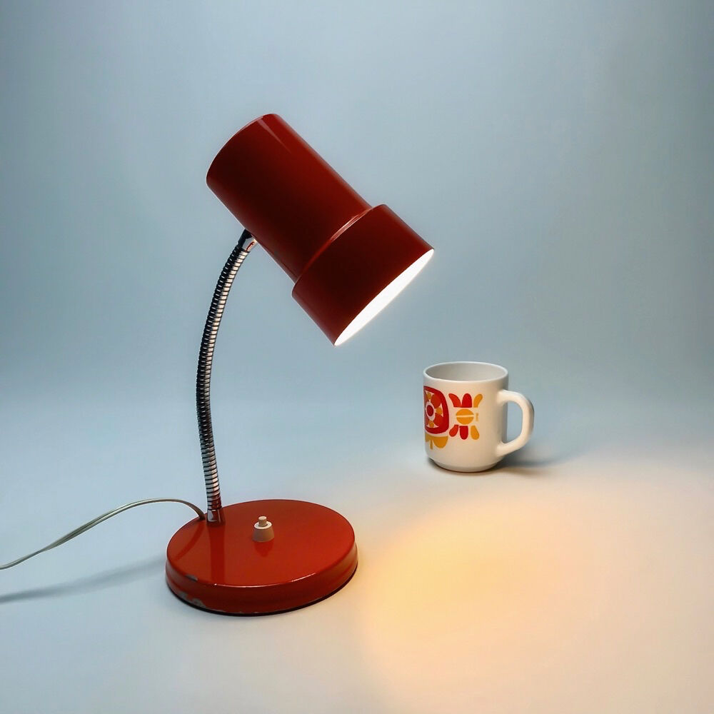 Tubular orange-laying lamp