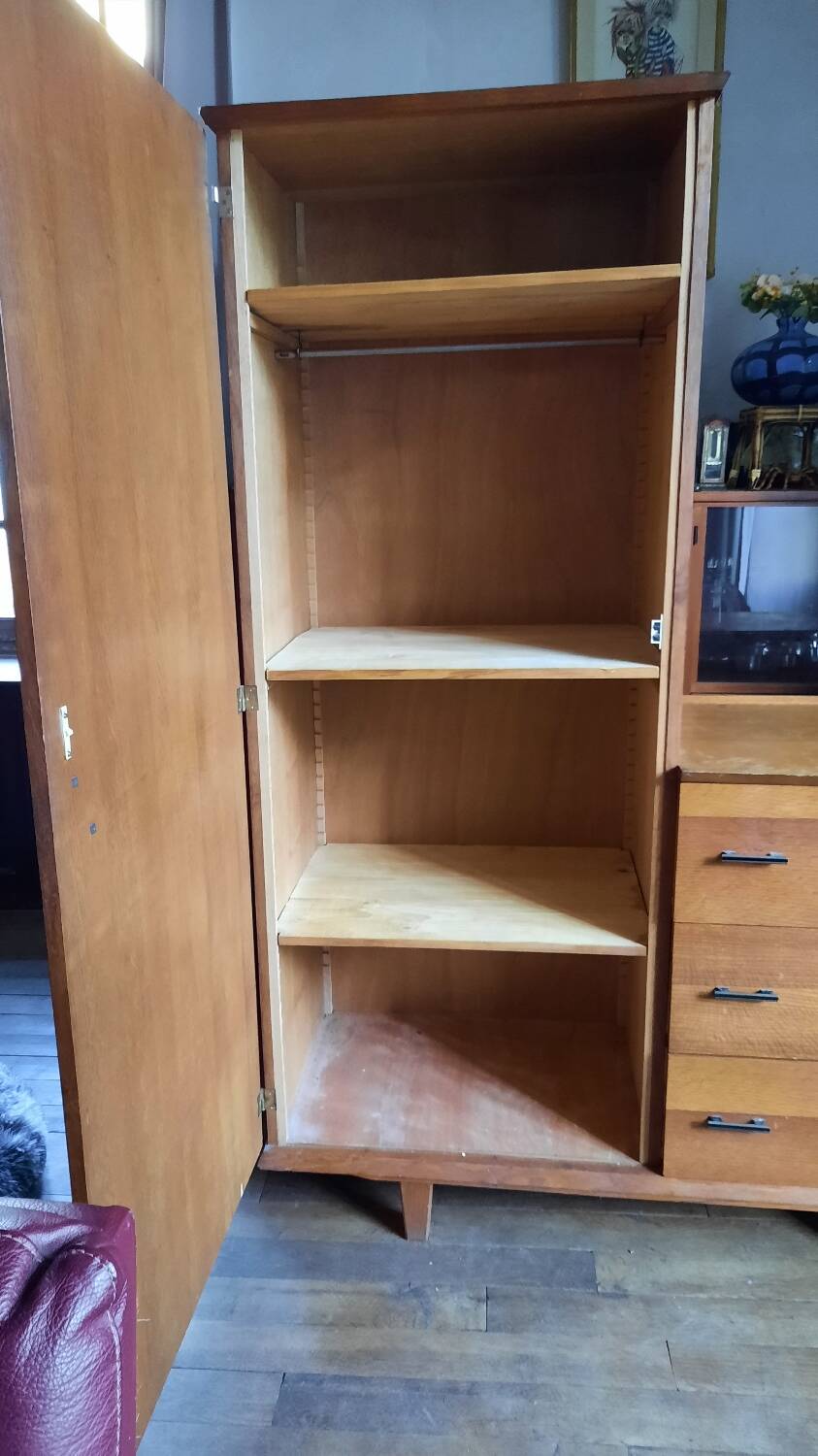 Armoire asymétrique