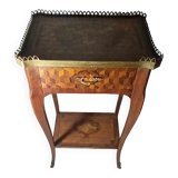 Table de chevet style Louis XVI