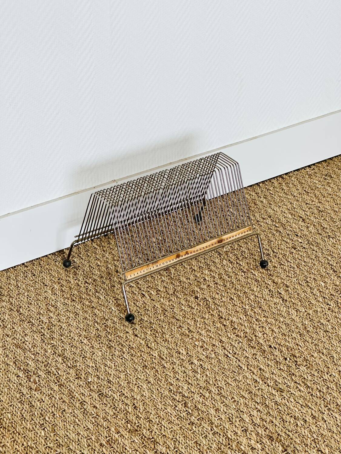 Vintage vinyl record holder 1960