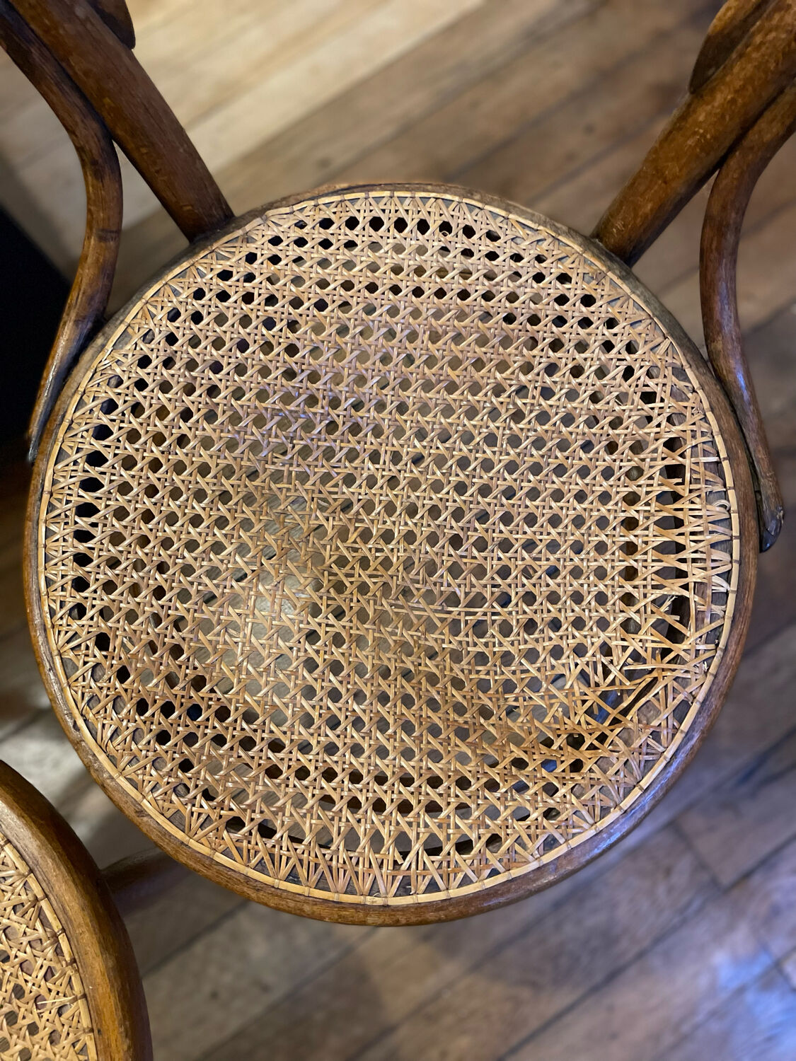 Chaises bistrot cannage