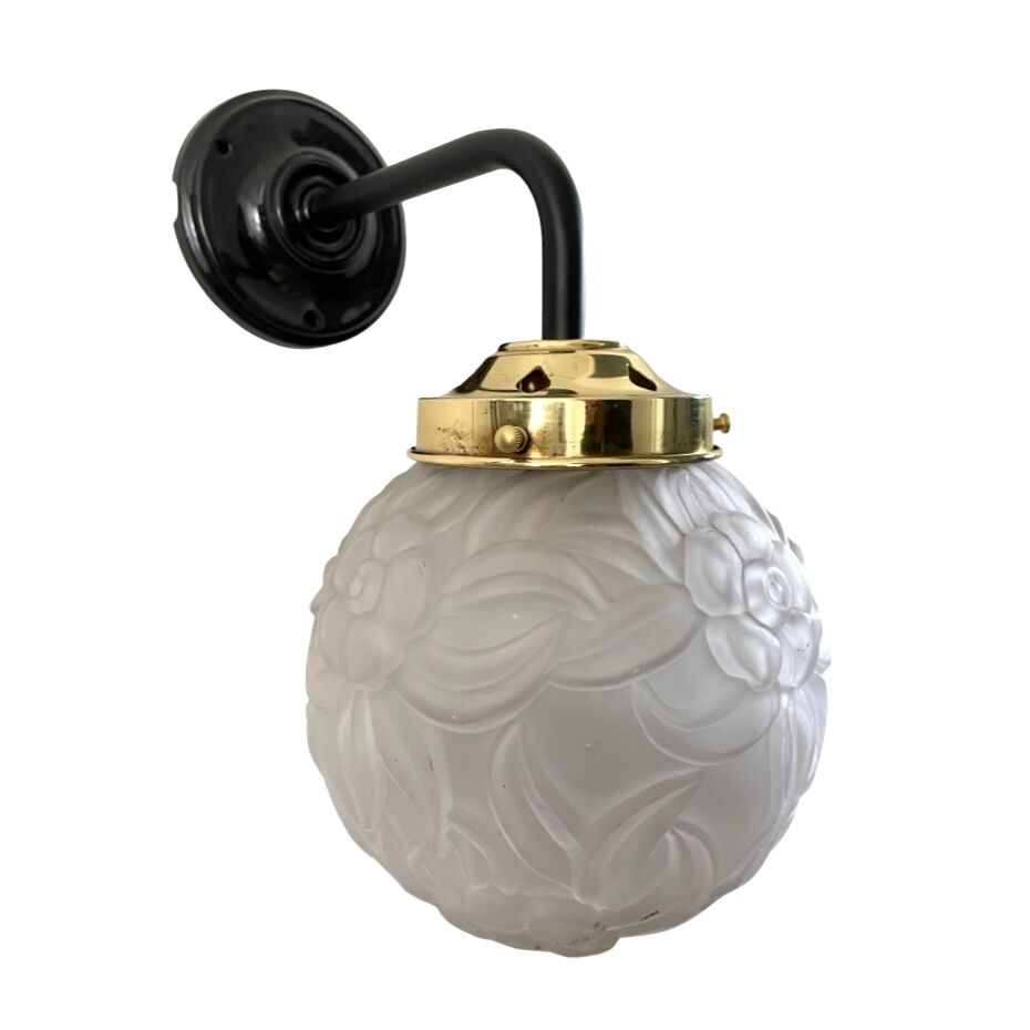 Art Deco wall lamp