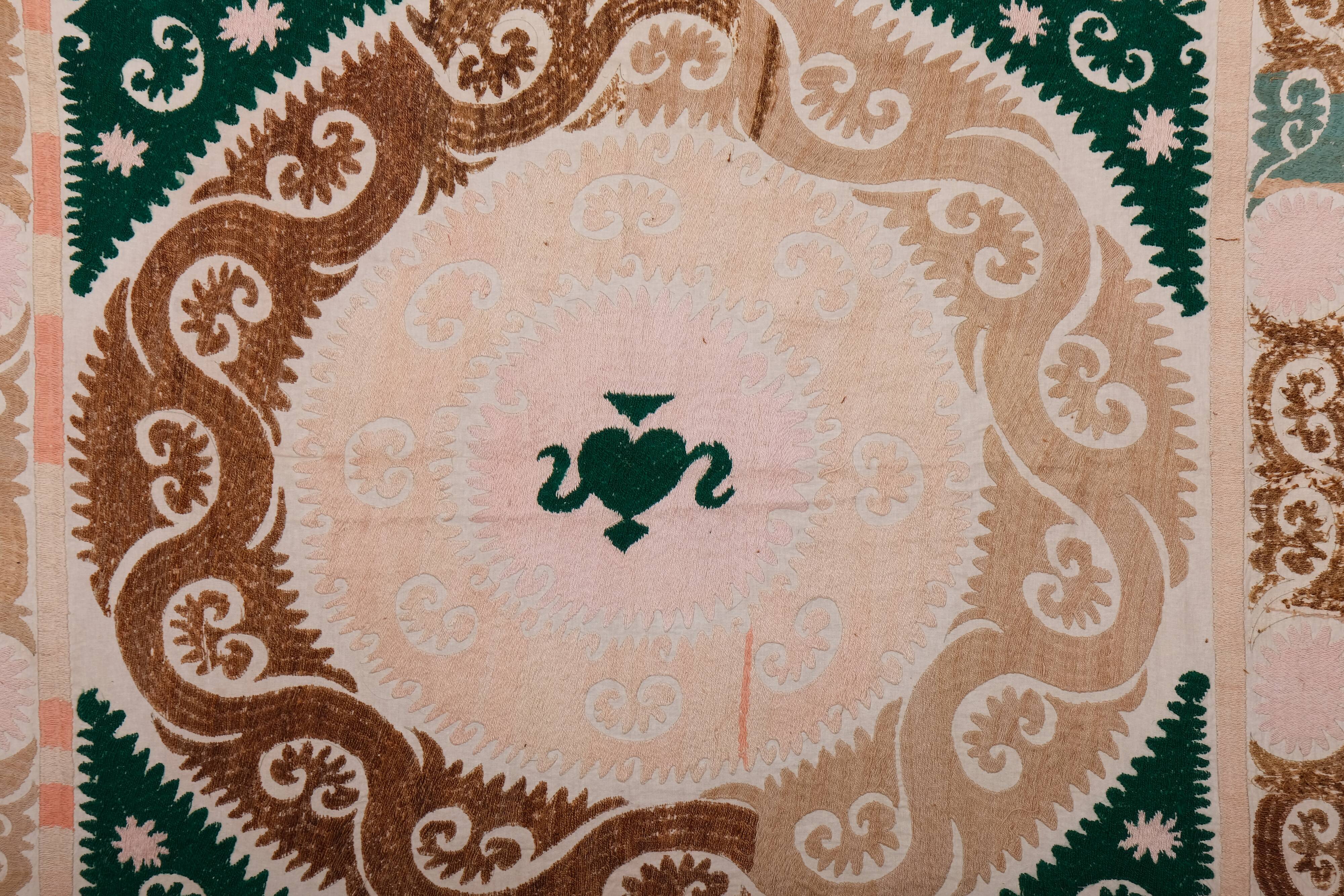 Hand knotted rug, vintage Turkish rug 125x132 cm