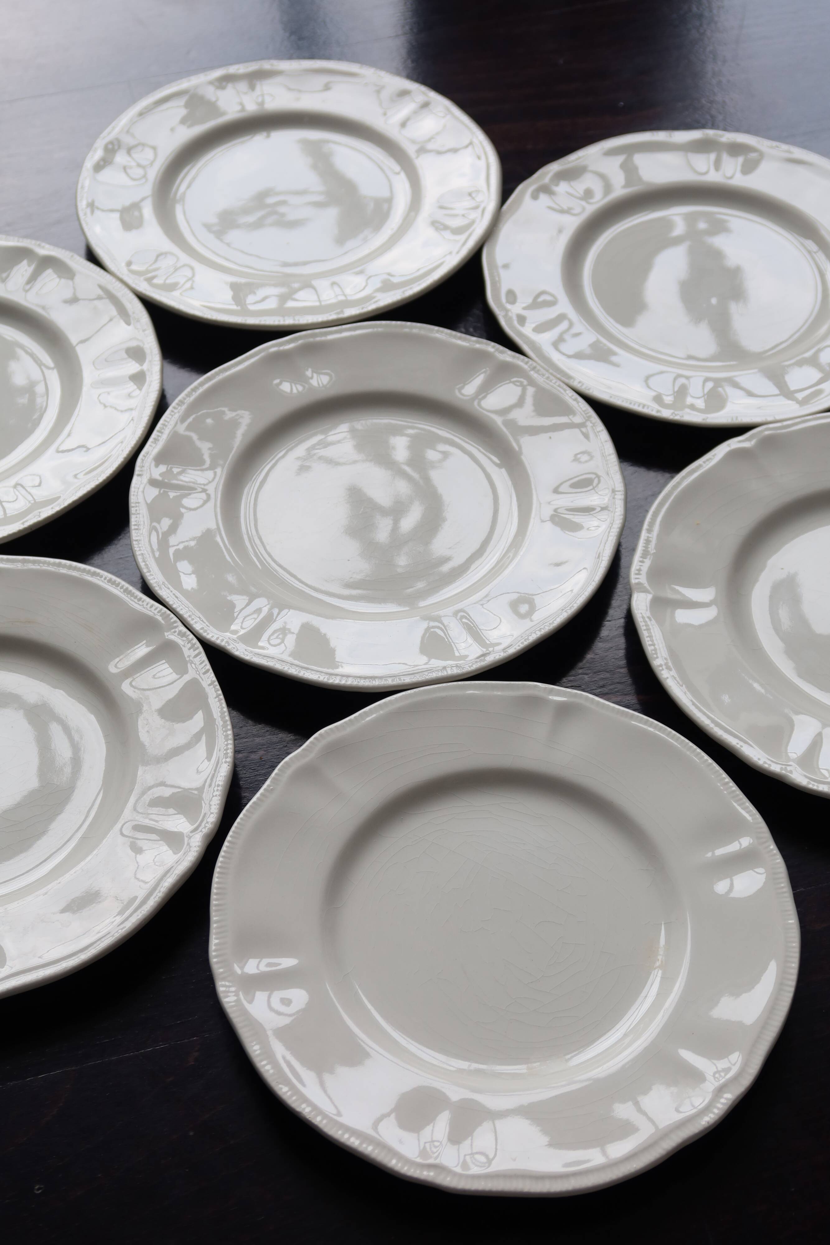 10 vintage ivory earthenware dessert plates - Marli fretwork