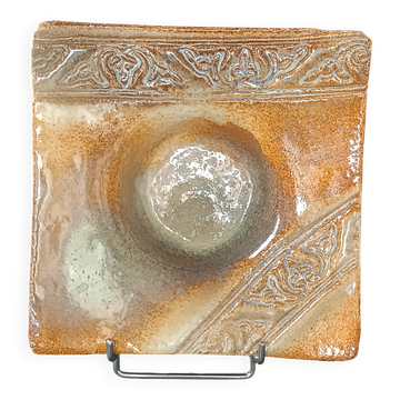 Glazed and sculpted stoneware catchall, signed vintage.