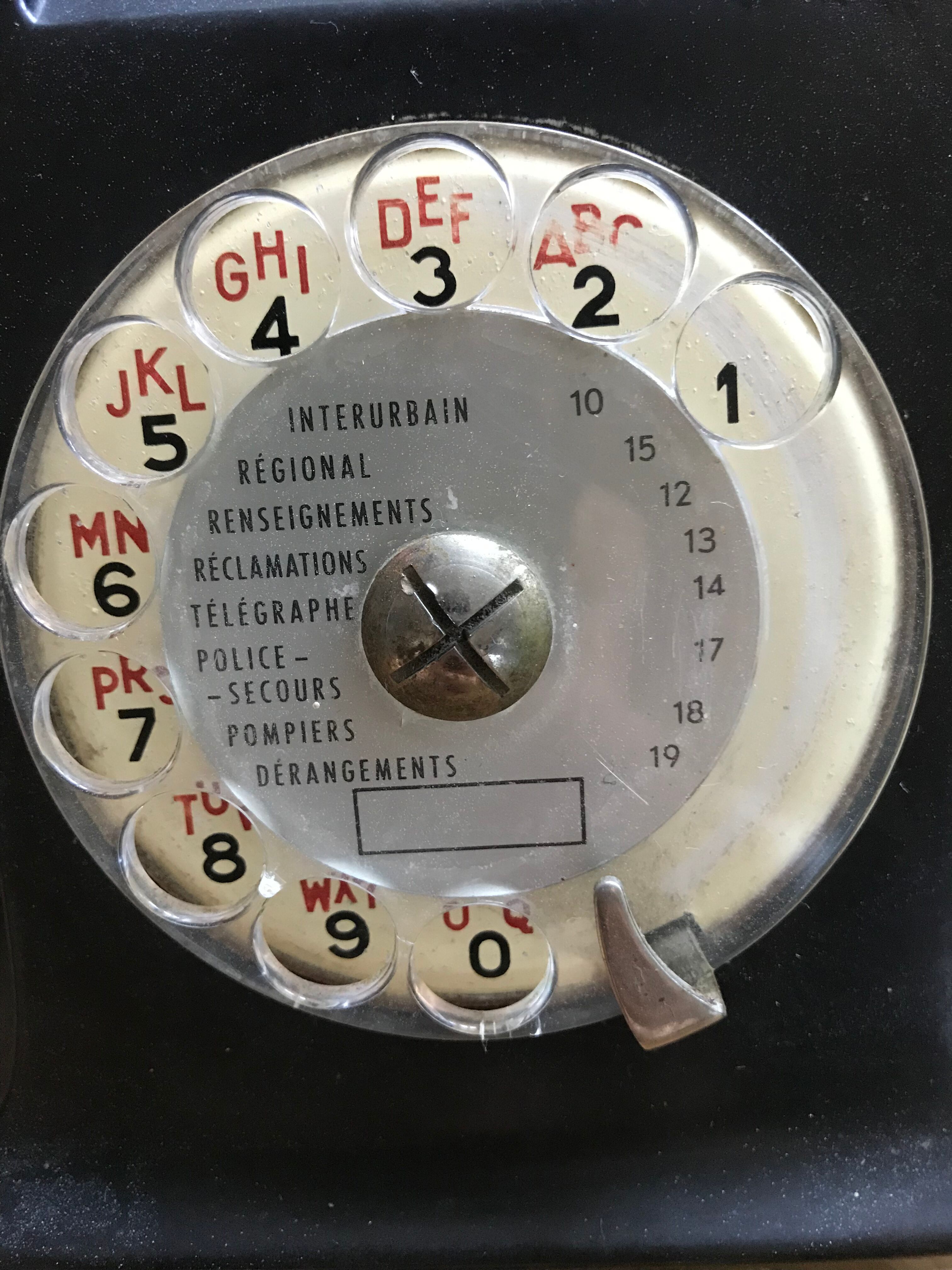 Phone bakelite years 40