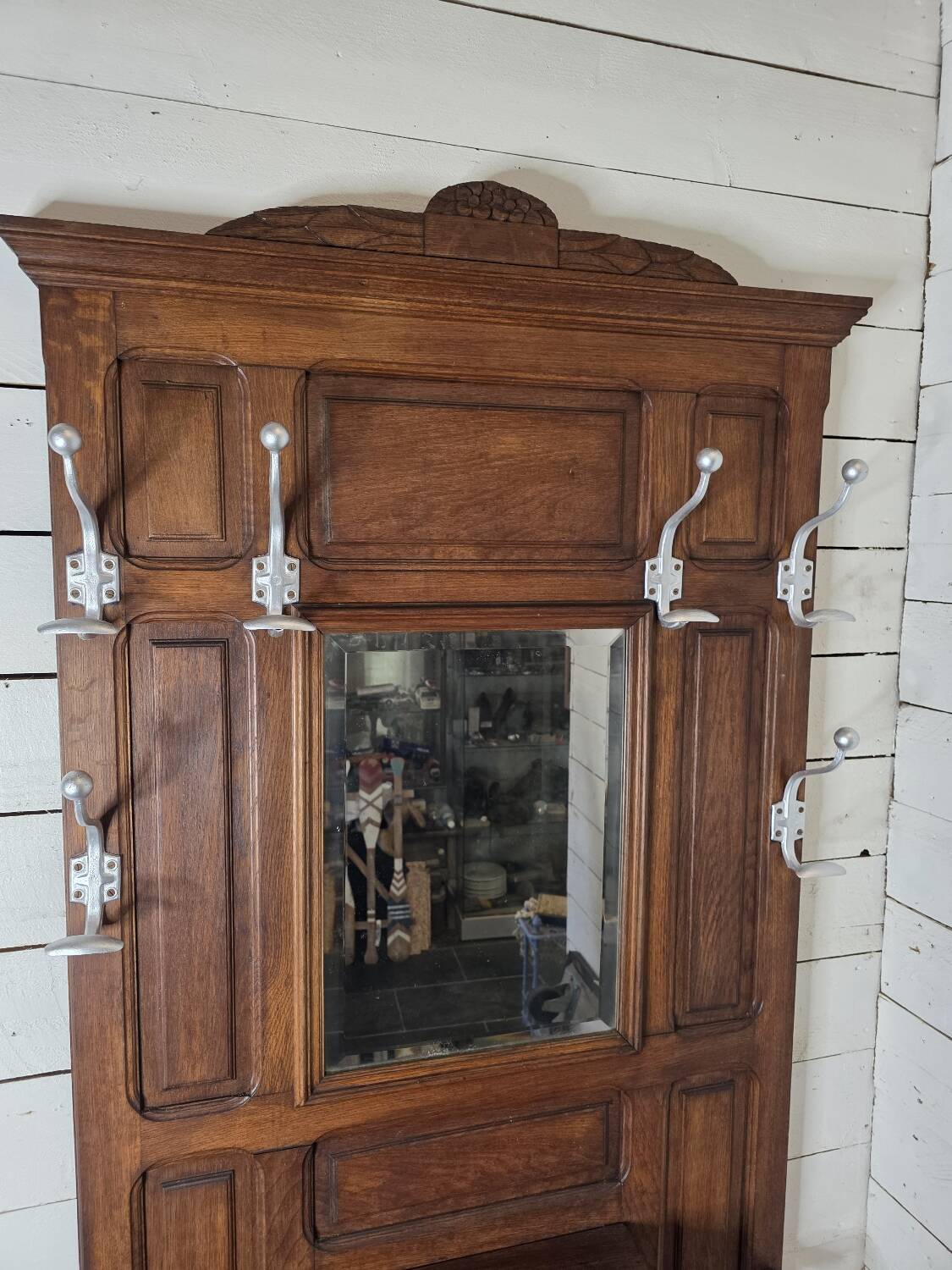 Vestiaire en chêne massif ancien