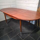 Scandinavian extendable teak table from the 1960s (butterfly extension)