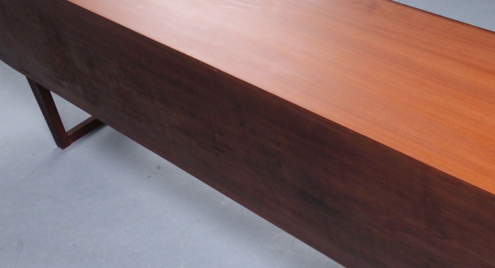 Enfilade scandinave des années 60-70