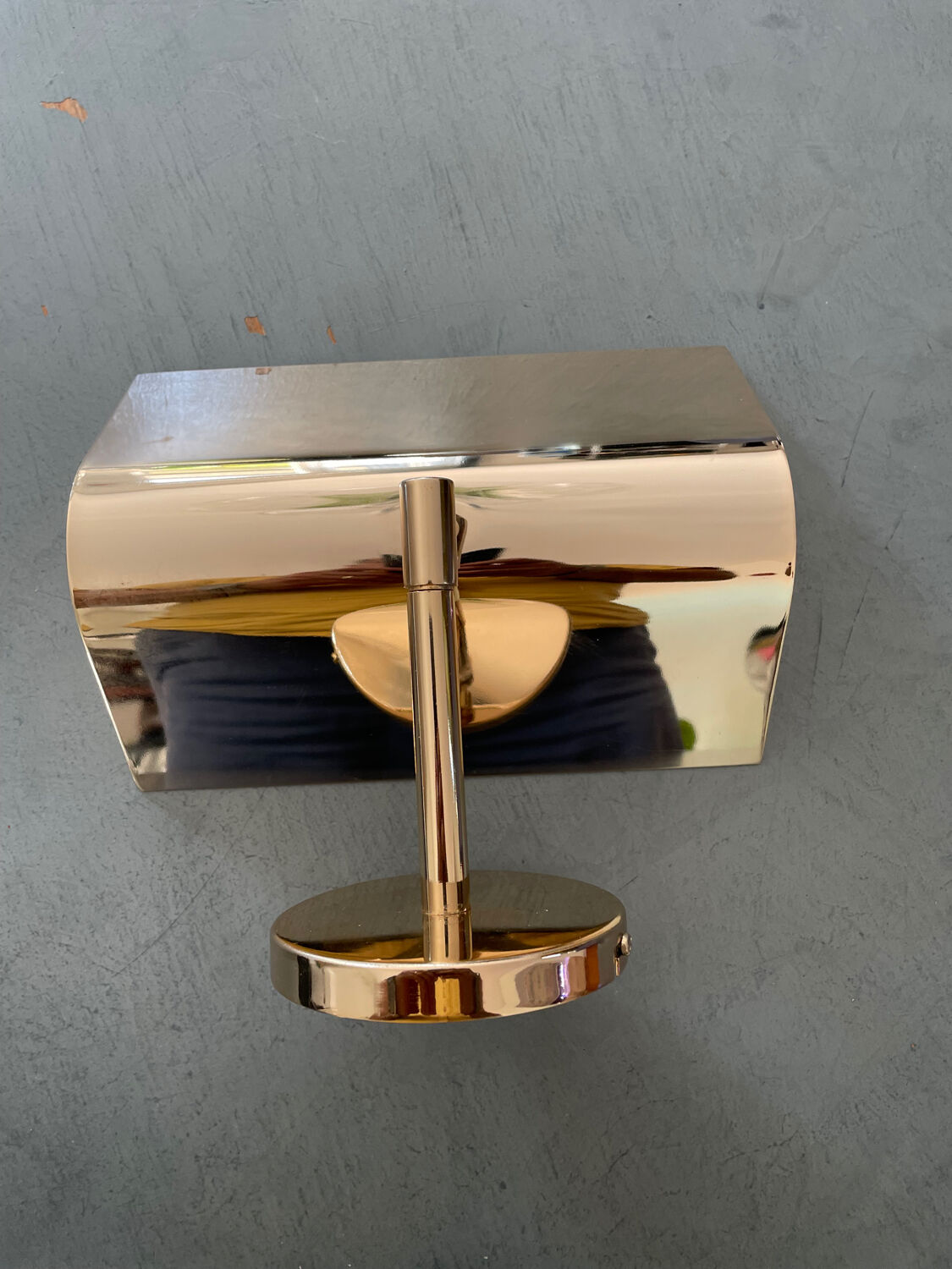 SCE brass wall light