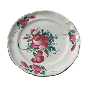 plat en faience de l'Est
