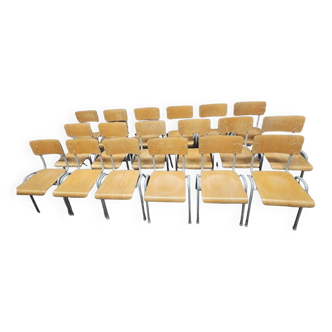 Lot of 18 vintage stackable bistro chairs from the 1970s