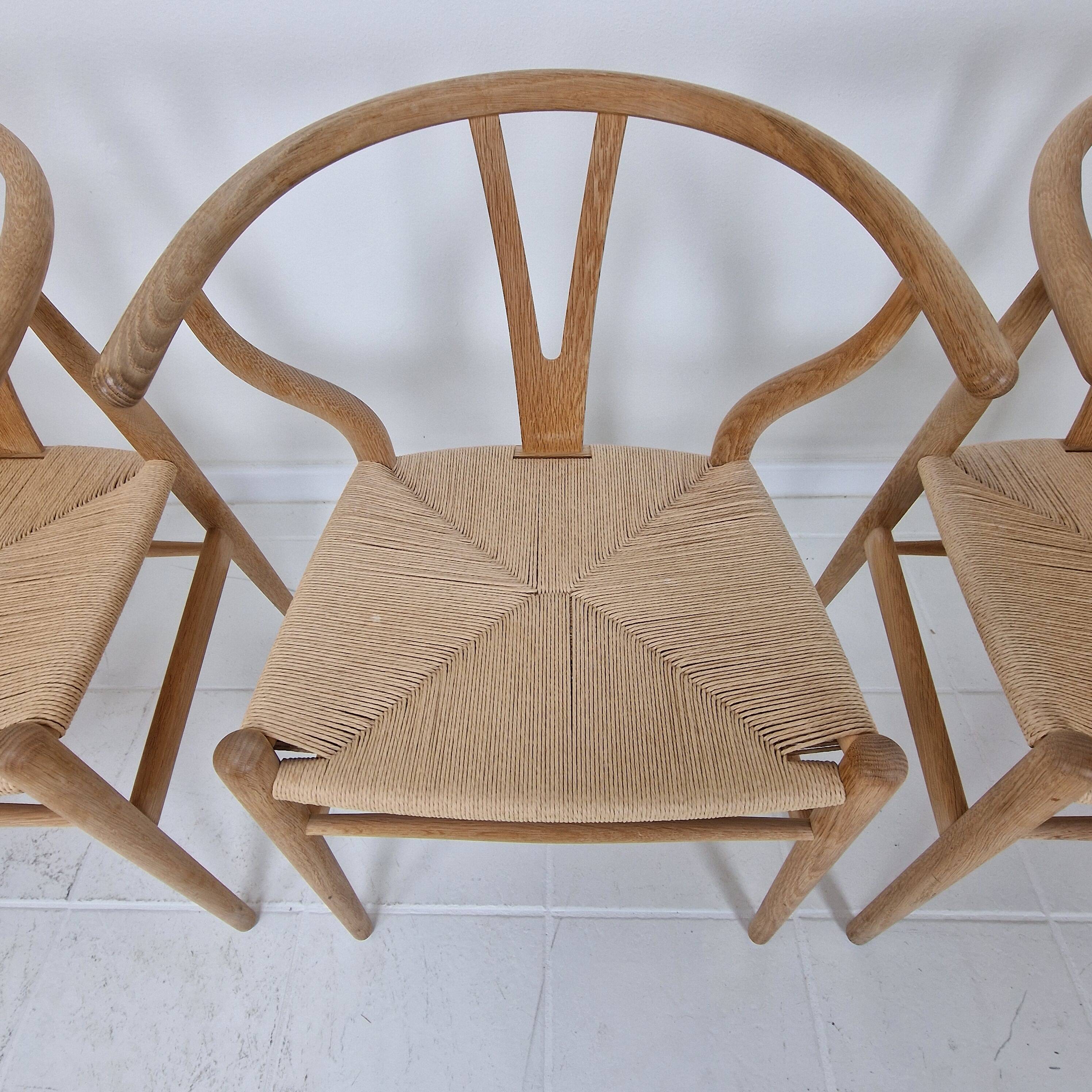 Chaises Wishbone CH24 de Hans J. Wegner par Carl Hansen & Søn, Danemark, Ensemble de 5