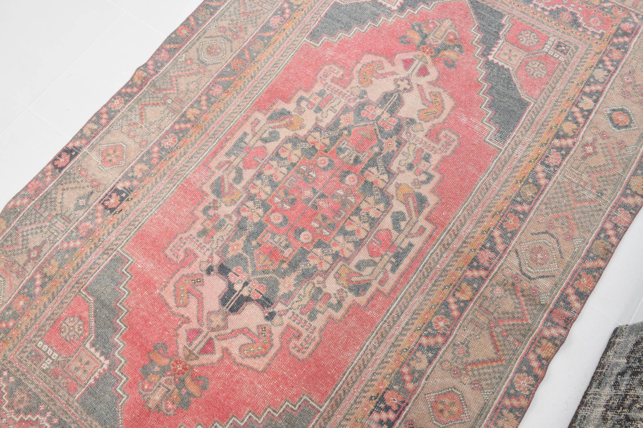 4x7 Red Navy Blue Handmade Turkish Rug, 132x228Cm SK 20526