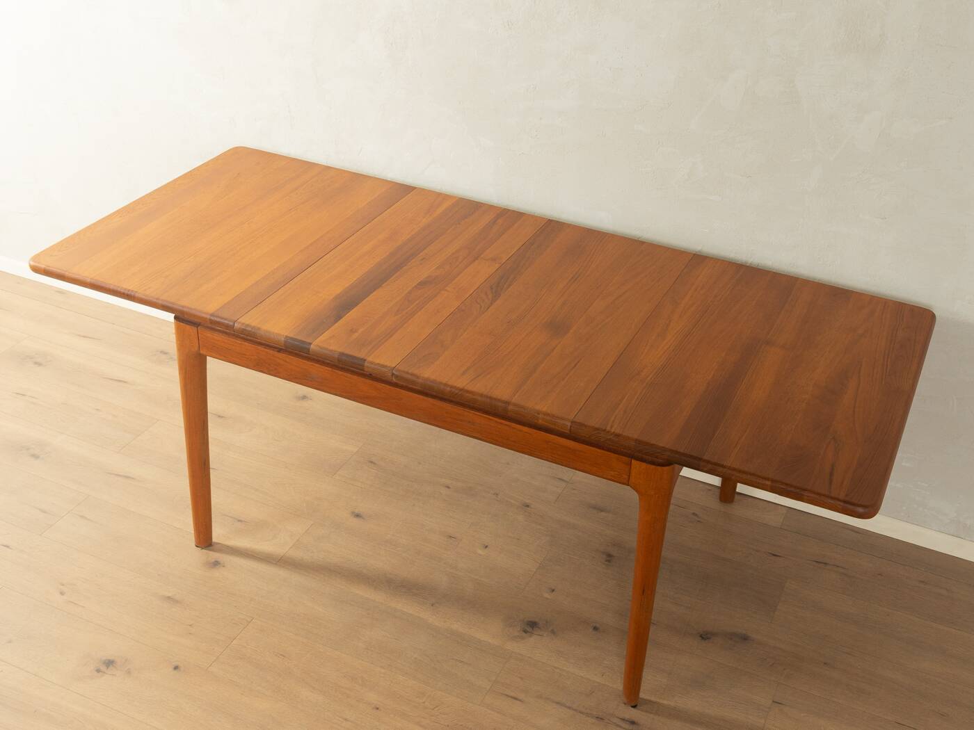 Glostrup Møbelfabrik | Grete Jalk – Extendable dining table, 1960s, teak