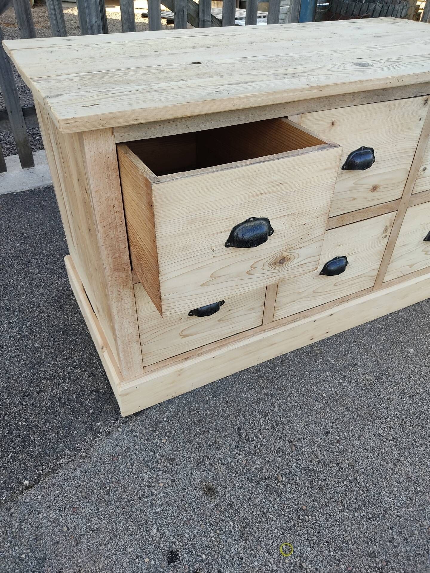 Workshop furniture
