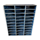 Skated workshop furniture